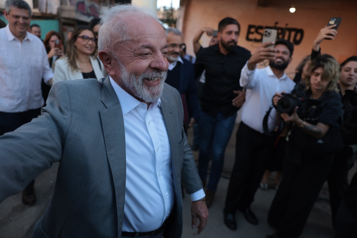 Lula afirma que críticas surgem por aumento de IR para os mais ricos Presidente Luiz Inácio Lula da Silva durante evento em São Paulo (Foto: Maria Isabel Oliveira / O Globo)