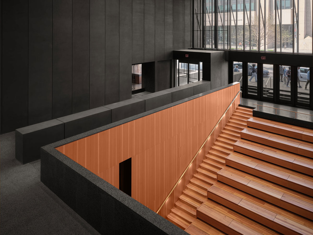Vista interior do novo edifício do Studio Museum em Harlem, apresentando o Stoop e o Lobby. ©Dror Baldinger FAIA/Courtesy Studio Museum in Harlem