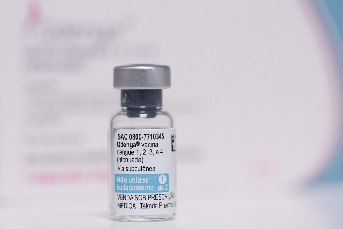 Menos da metade dos vacinados contra dengue retorna para a 2ª dose essencial Vacina contra a dengue Qdenga, da farmacêutica japonesa Takeda. (Foto: DOUGLAS MAGNO / AFP)