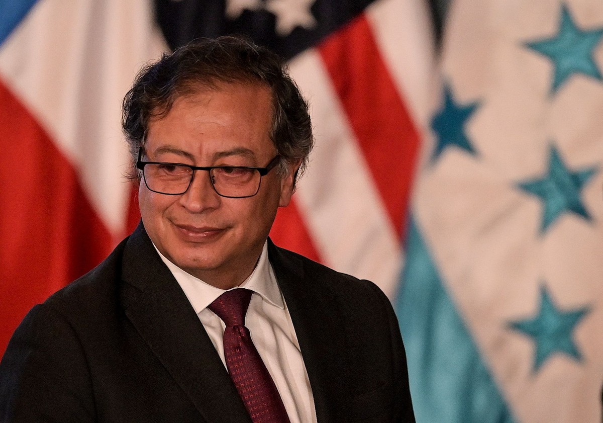 Presidente da Colômbia, Gustavo Petro, amplia leque de parceiros internacionais do país para reduzir dependência dos EUA sob o governo de Donald Trump (Foto: JUAN BARRETO / AFP)