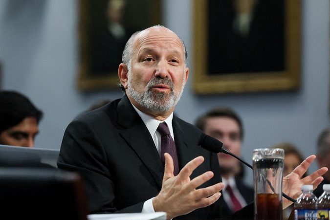 Secretário de Comércio dos EUA, Howard Lutnick, durante audiência em comissão da Câmara dos Deputados norte-americana em Washington (Foto: REUTERS/Leah Millis)