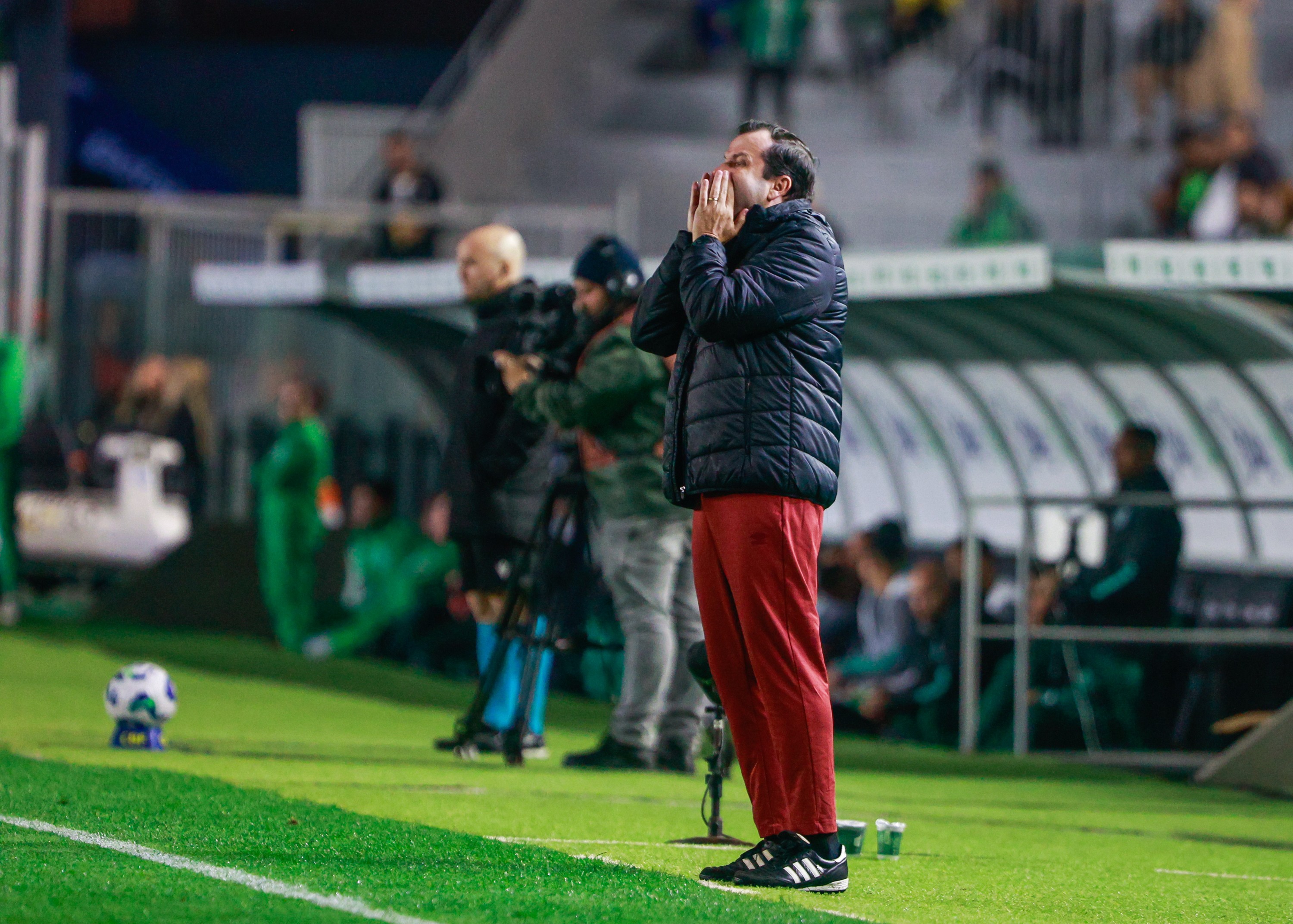 Sport mantém esperança de escapar da zona de rebaixamento após 12 jogos sem vitória Foto: Reprodução