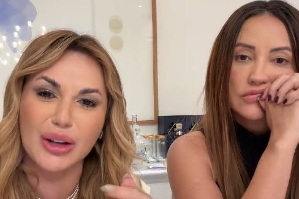 Deolane Bezerra afirma ter sido presa por juíza incompetente e alvo de mentiras Deolane Bezerra, ao lado da irmã Daniele Bezerra, chora em live e reclama de processo por suposta lavagem de dinheiro (Foto: Reprodução)
