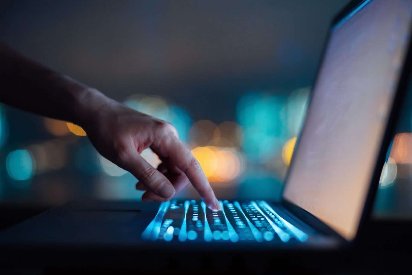 Setor financeiro se torna o segundo mais visado por cibercriminosos Nos últimos anos, cibercriminosos encontraram várias formas de se infiltrar em sistemas; Verizon mapeou 3.336 incidentes contra o setor financeiro (Foto: HUAWEI/Divulgação)
