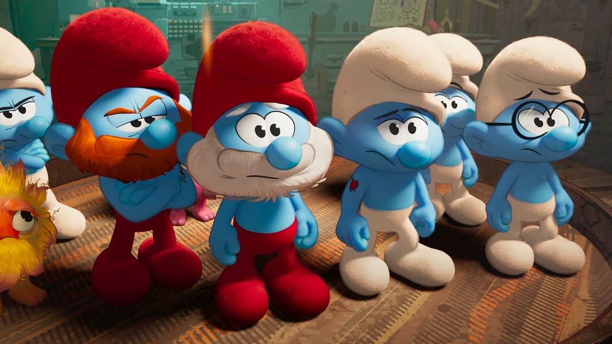 Papai Smurf é resgatado por um vilão misterioso — Foto: Divulgação