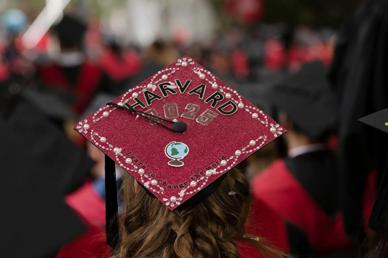 A batalha de Trump e Harvard sobre vistos de estudantes explicada... em 70 segundos (Foto: Getty Images)
