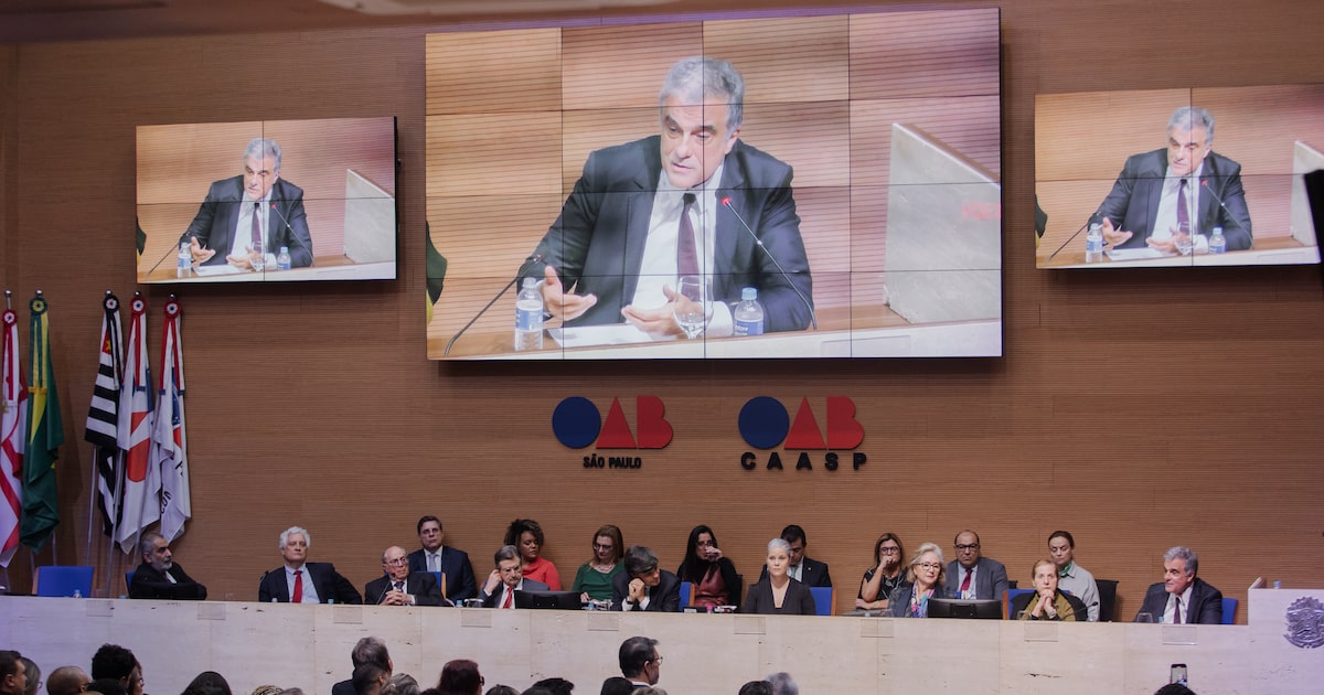 OAB de São Paulo forma comissão para propor reforma no Judiciário e limitar STF Comissão de Estudos para a Reforma do Judiciário da OAB de São Paulo prevê apresentar anteprojetos de lei em junho de 2026. (Foto: OAB-SP)