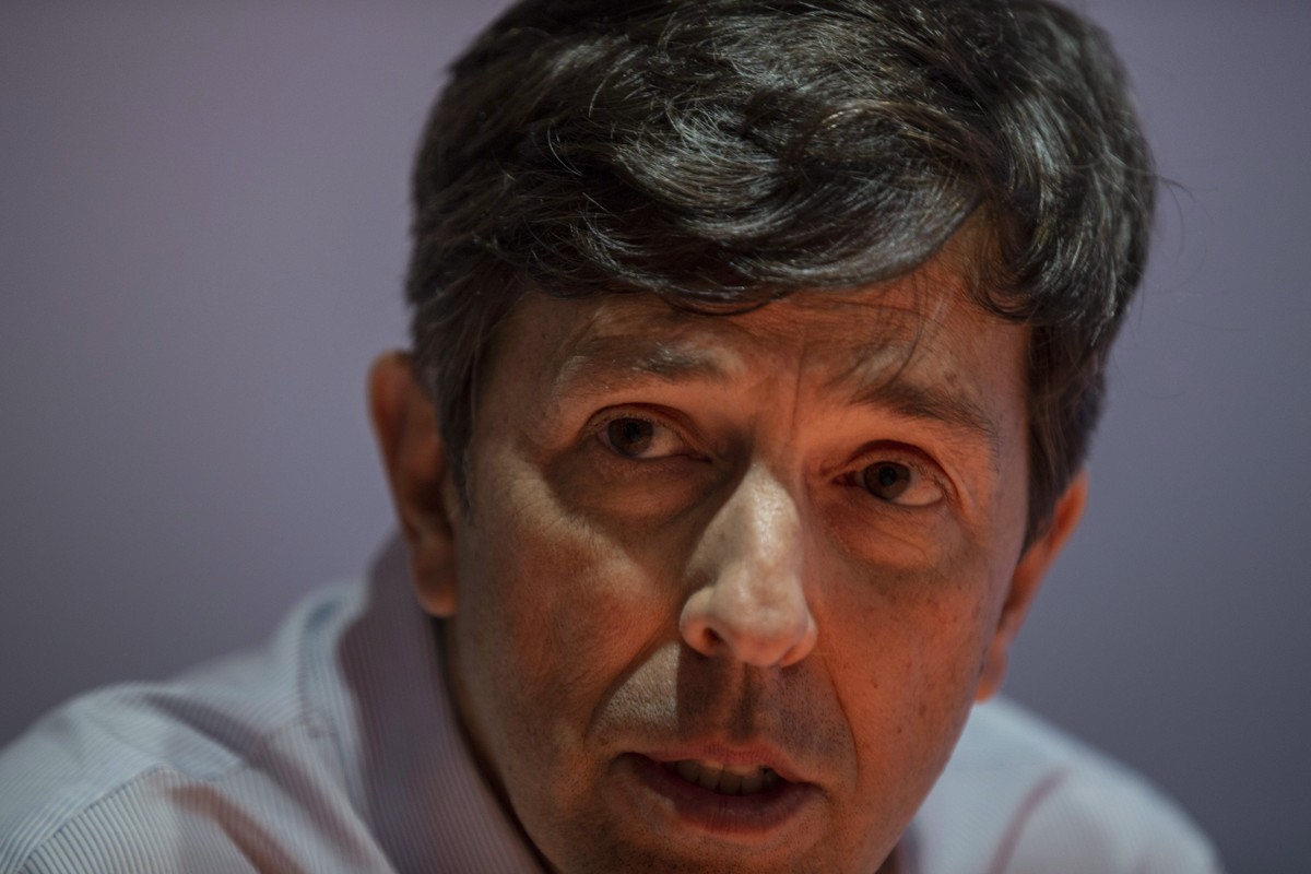Ex-presidente do Novo pede cassação de Eduardo Bolsonaro por traição ao país Fundador do Novo e ex-candidato à presidência João Amoedo (Foto: Alexandre Cassiano/O Globo)
