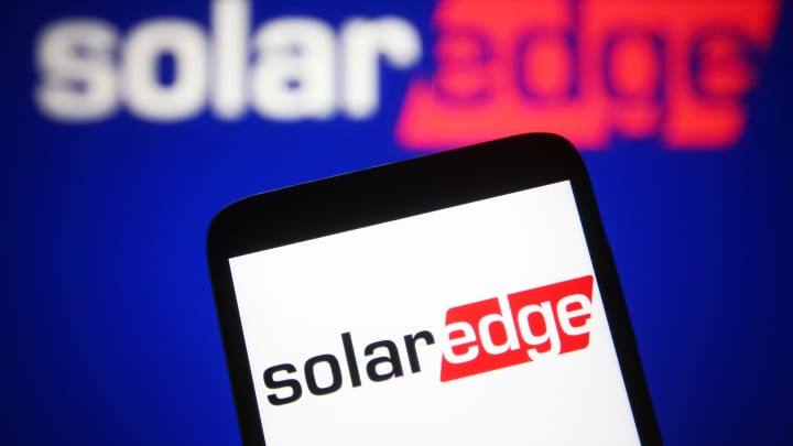 JPMorgan rebaixa recomendação para ação solar após forte alta recente Foto: Reprodução