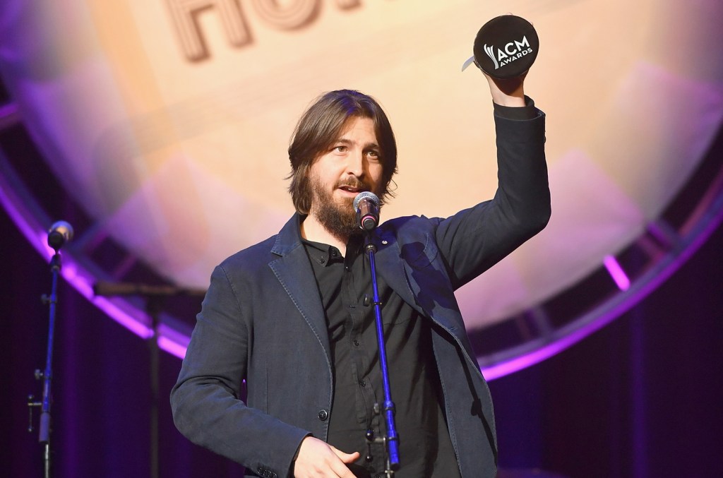 Cerimônia de premiação da ACM Honors 2025, onde os Prêmios da Indústria da ACM e os Prêmios de Gravação em Estúdio serão apresentados, está marcada para agosto. (Foto: Reprodução)