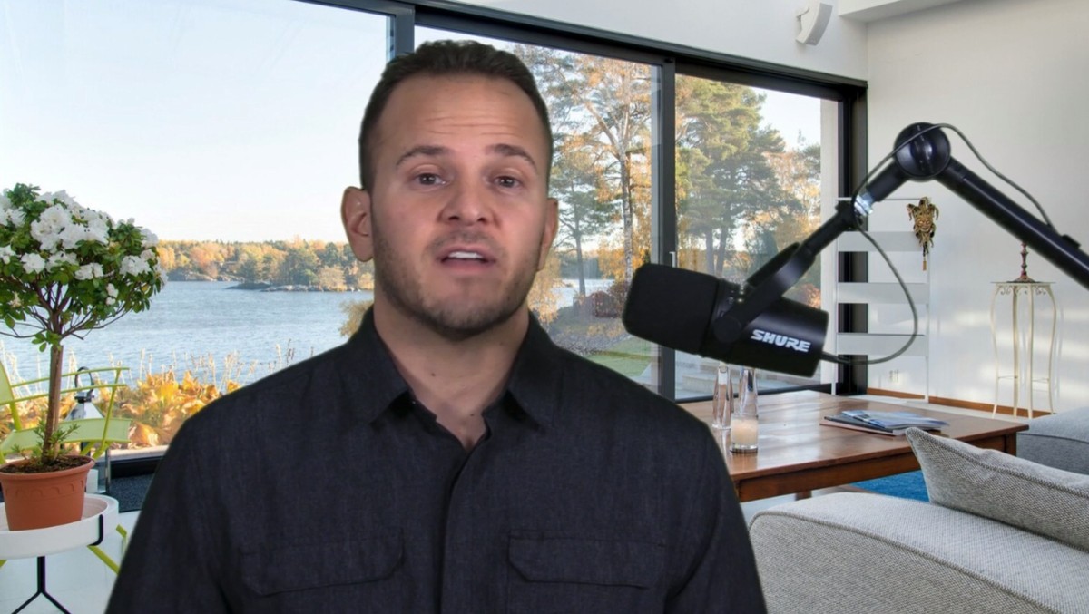 Pastor é acusado de fraudar fiéis com “criptomoeda divina” nos Estados Unidos Pastor Eli Regalado (Foto: Reprodução)