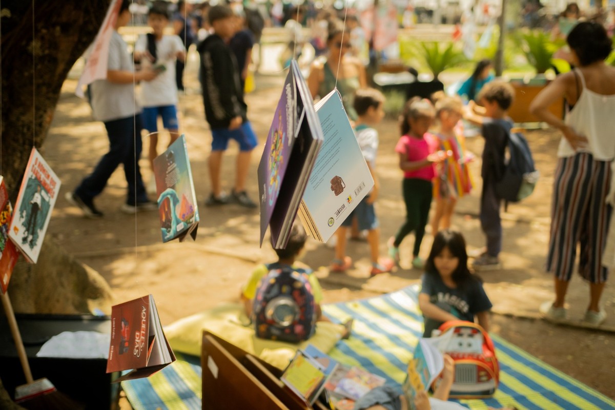 Ziraldo é homenageado na Flip com a ação 'Pé de Livro' na Praça da Matriz Pé de Livro — Foto: Divulgação
