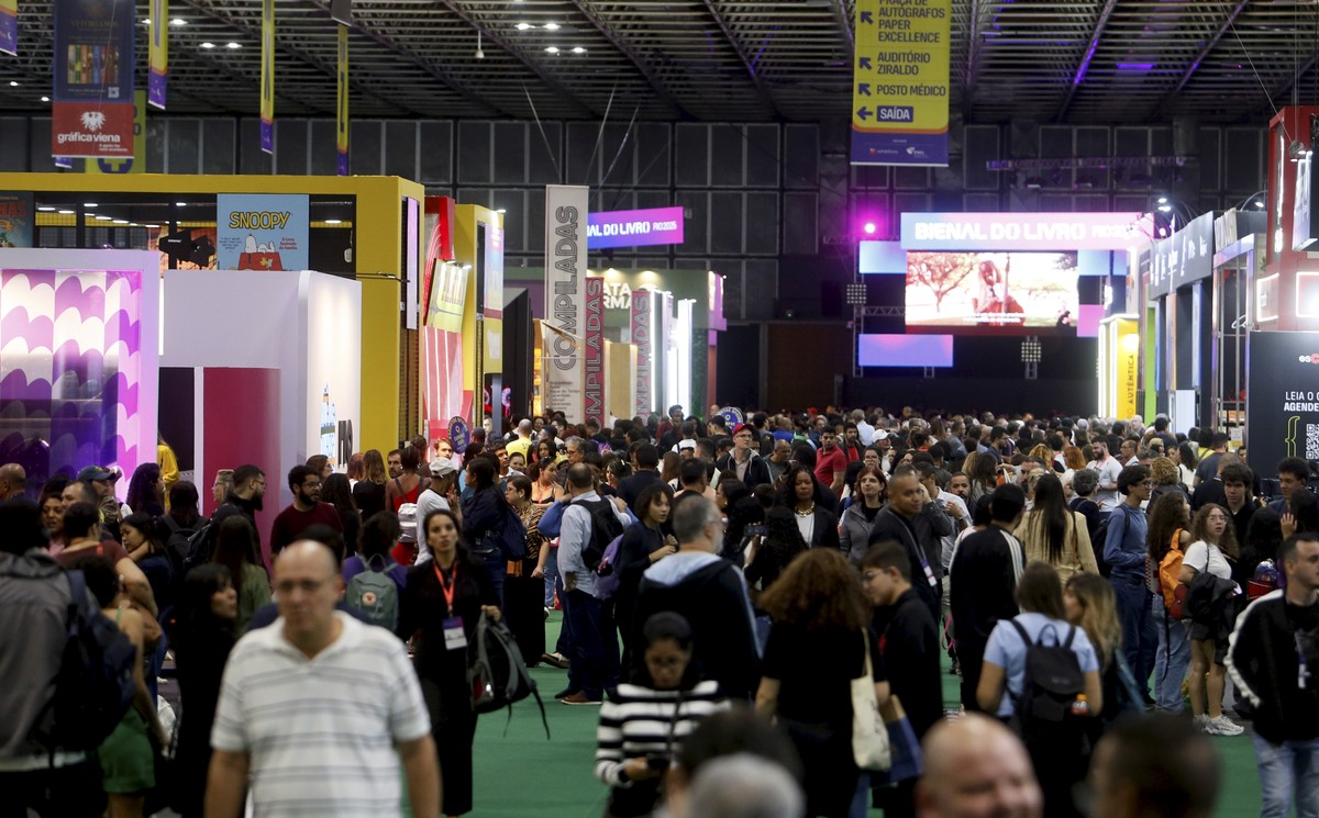 Bienal começou nesta sexta-feira, no Riocentro (Foto: Marcelo Theobald)