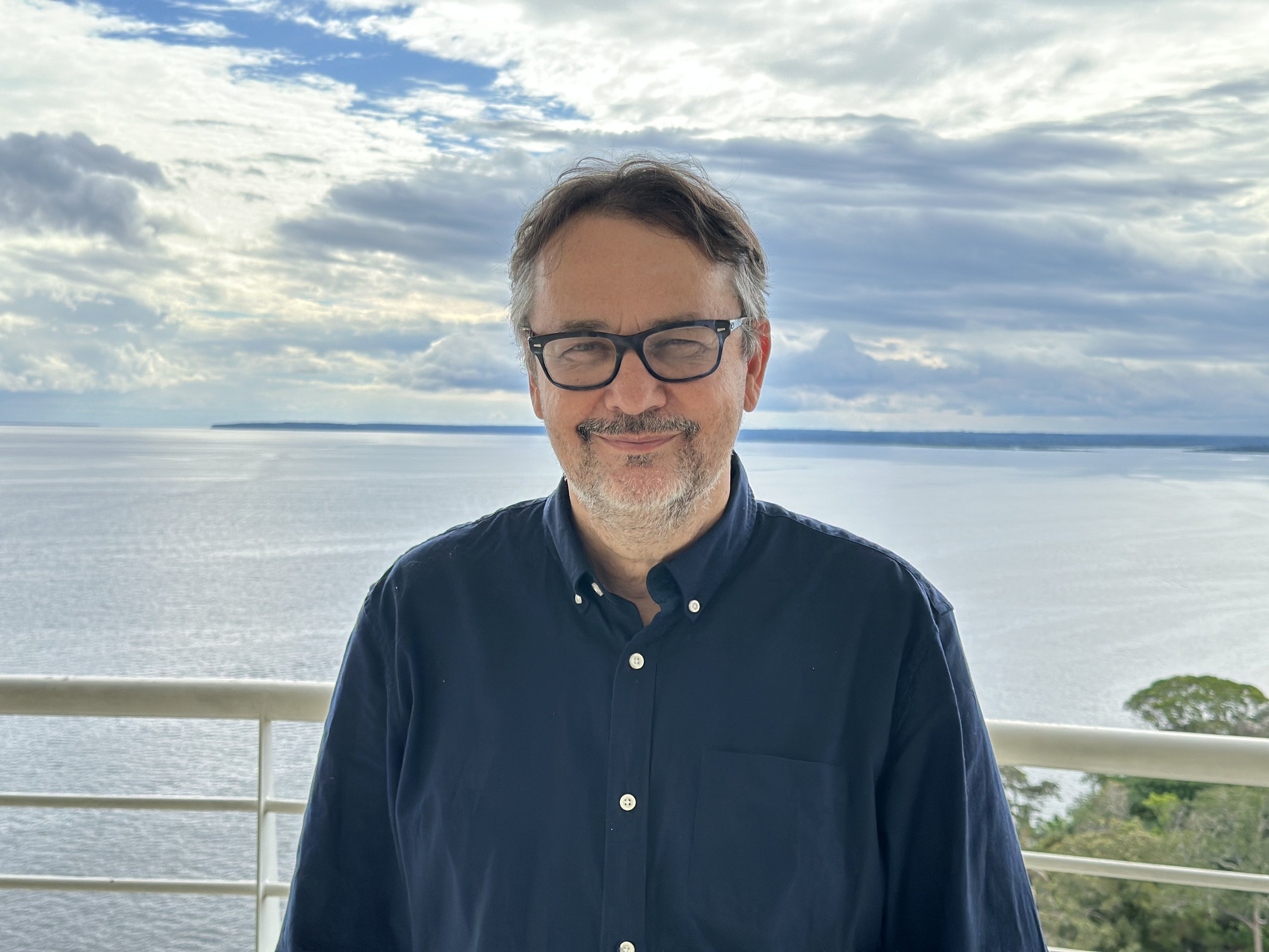 Beto Veríssimo, cofundador do Imazon: "Assim como temos um seguro e um serviço para manter estradas, precisamos pagar pela floresta em pé" (Foto: Divulgação)