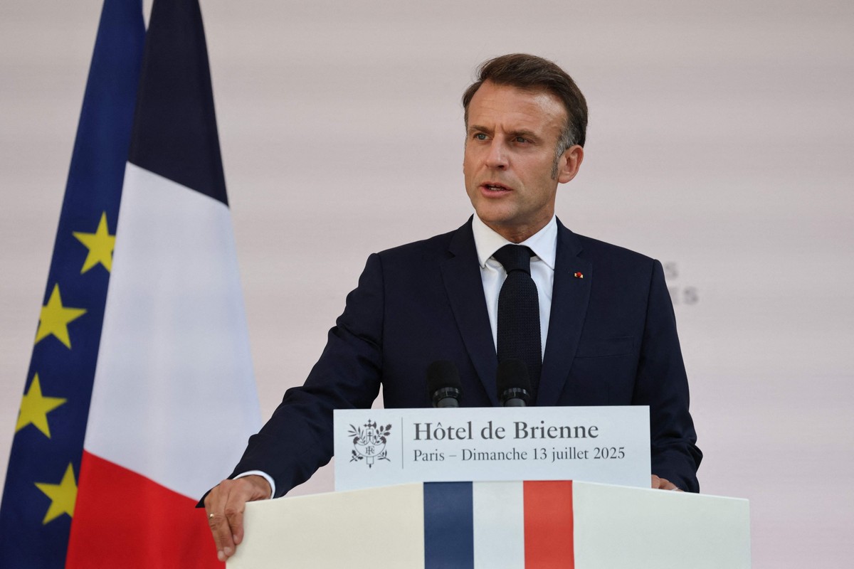 Macron critica acordo da UE com os EUA e defende liberdade com respeito O presidente da França, Emmanuel Macron, criticou acordo feito entre EUA e UE e disse que negociações devem continuar (Foto: Ludovic MARIN / AFP)