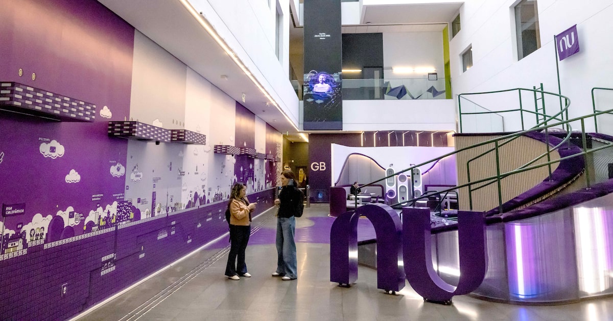 Nubank inova e busca engajar clientes com experiências além do financeiro Sede do Nubank na zona oeste de São Paulo: banco liderado por David Vélez avança em outros serviços que não só financeiros (Foto: Jonne Roriz/Bloomberg)