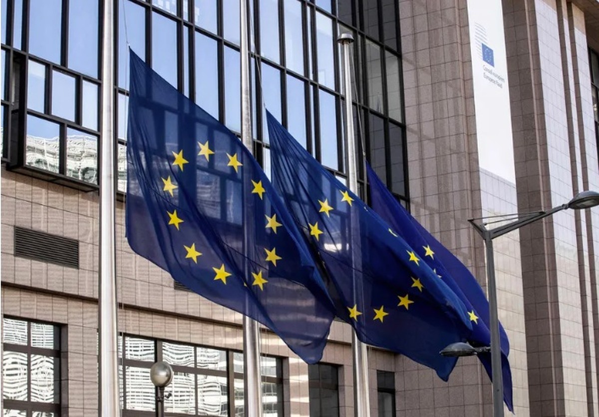 Executivos europeus solicitam adiamento da legislação sobre inteligência artificial da UE CEOs pedem para adiar legislação de inteligência artificial da UE (Foto: John Thys/AFP)