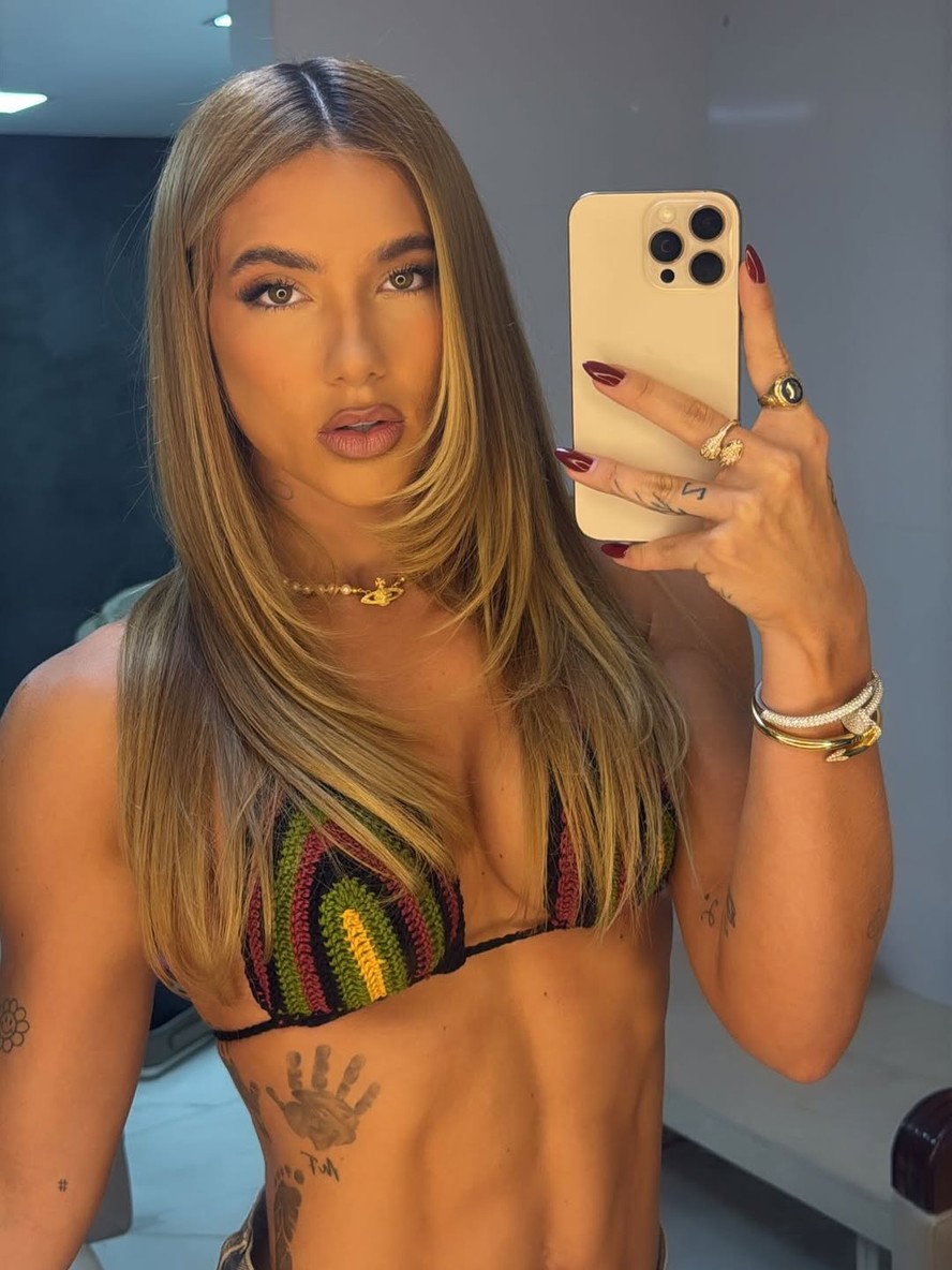 Virginia se junta a tendência do biquíni de crochê que conquistou Anitta Virgínia (Foto: Reprodução / Instagram)