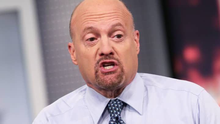 Investidores otimistas influenciam o mercado, afirma Jim Cramer Foto: Reprodução