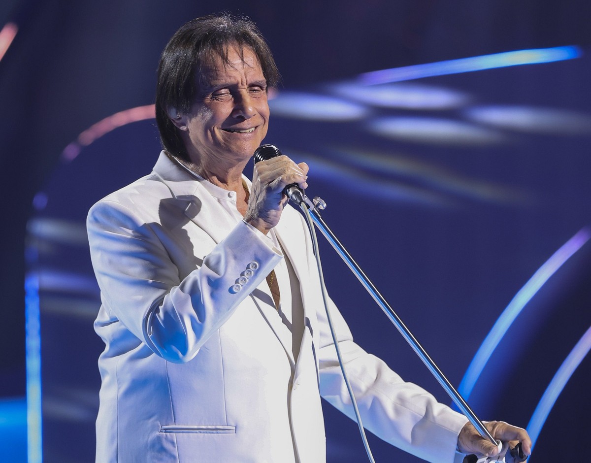 Roberto Carlos confirma gravação de especial na Globo e revela detalhes do evento Roberto Carlos — Foto: Globo/Leo Rosario
