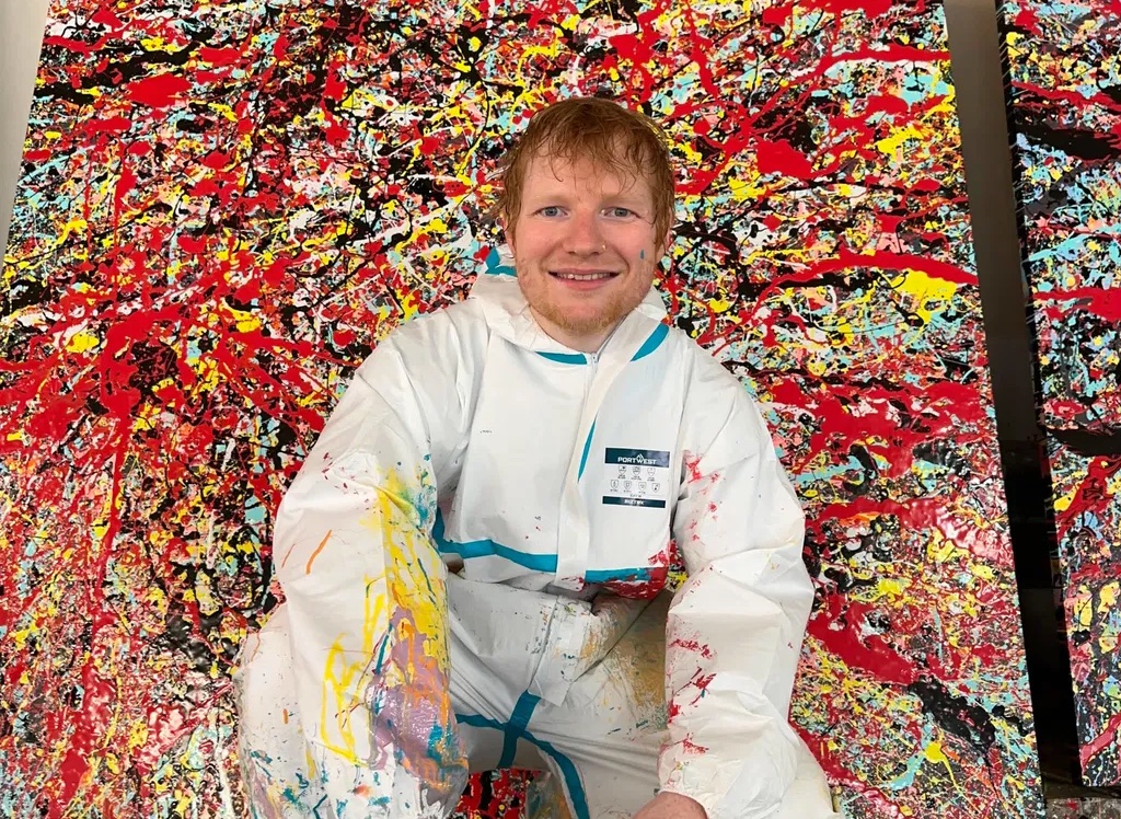 Ed Sheeran vende gravuras de suas pinturas inspiradas em Jackson Pollock por R$ 1.200 Ed Sheeran, pintor. (Foto: Heni Gallery)