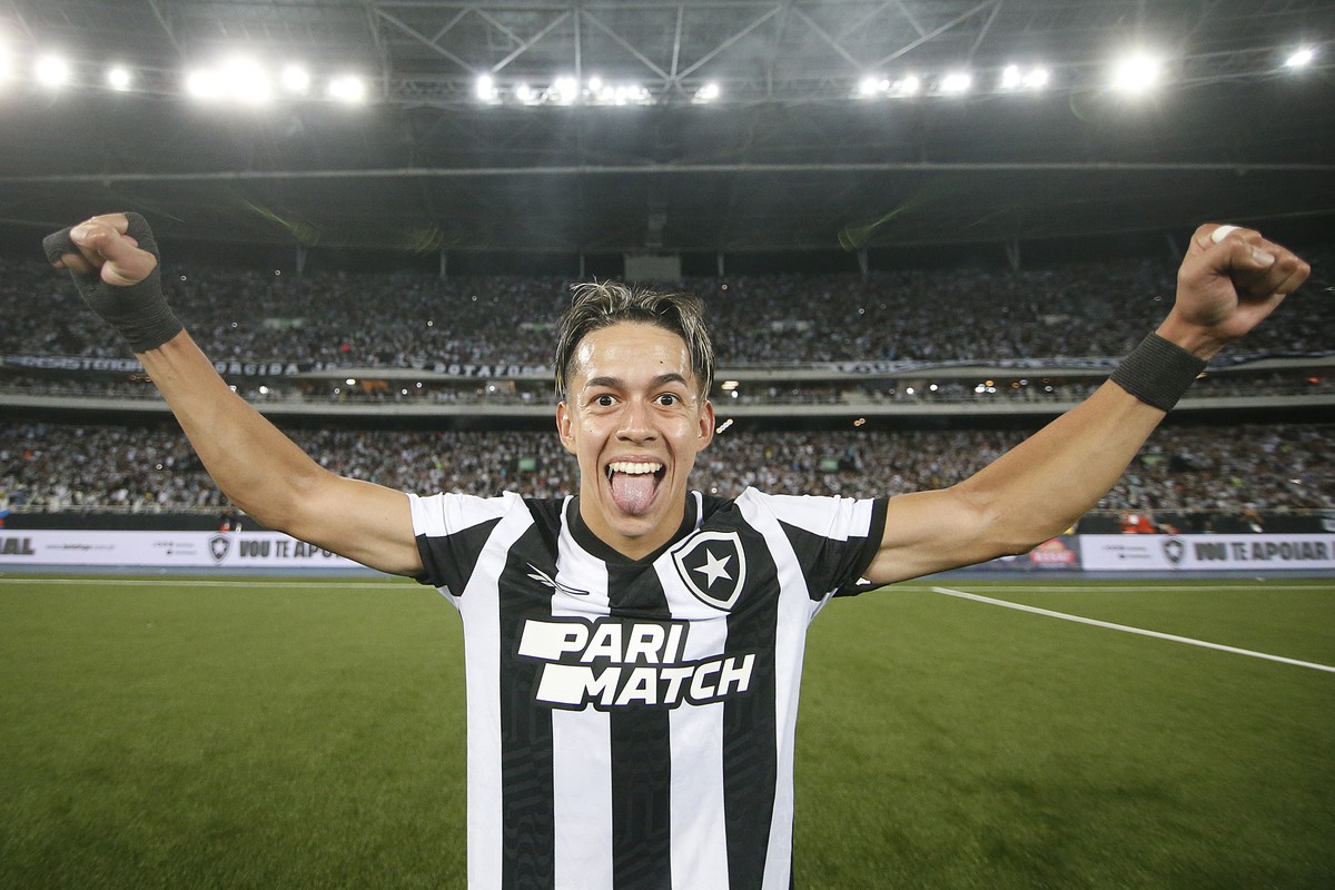 Segovinha está no Al-Ain, dos Emirados Árabes Unidos (Foto: Vitor Silva)