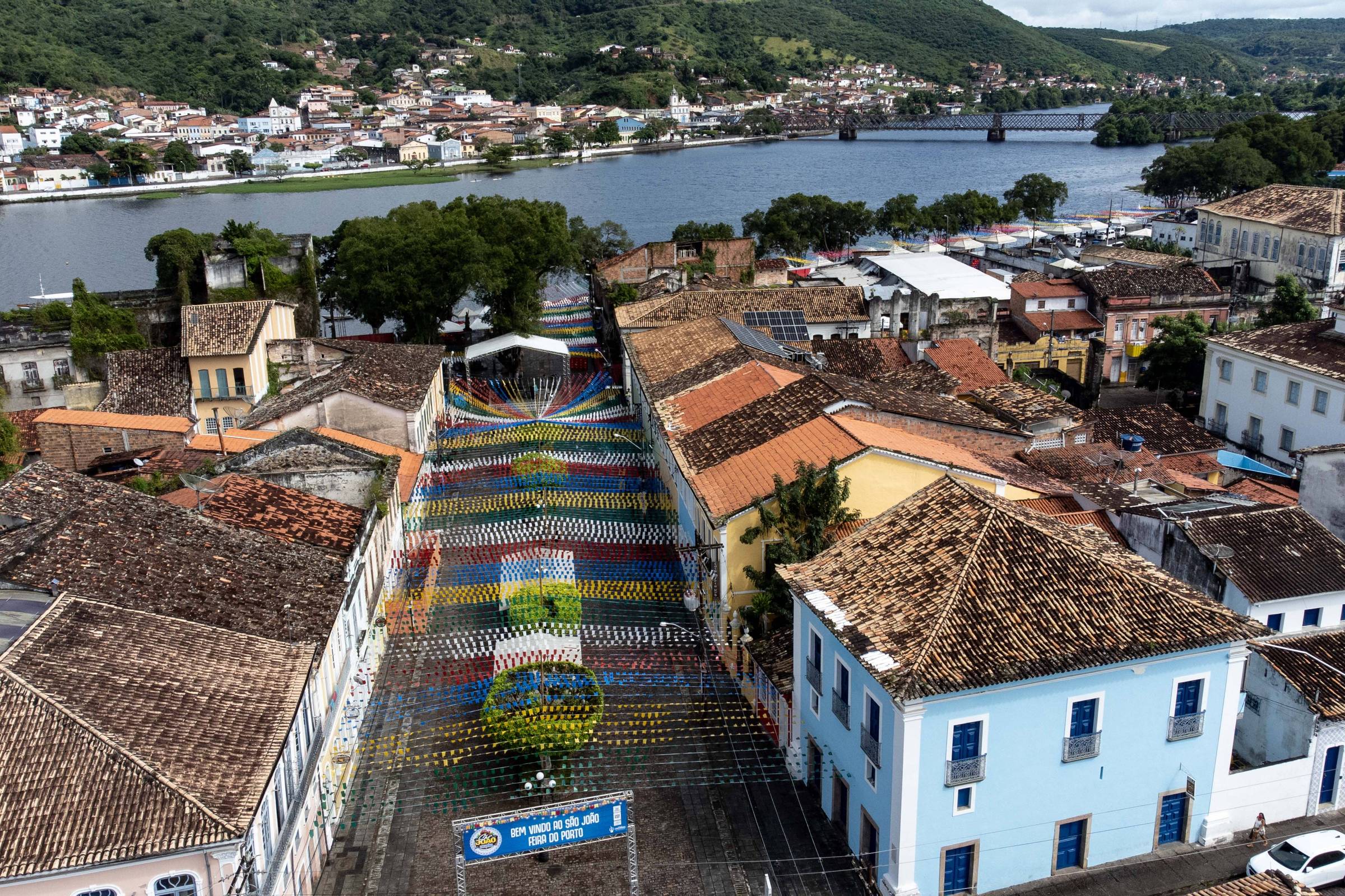 Bahia celebra 2 de Julho, marco da Independência do Brasil e sua importância histórica Imagens aéreas da cidade de Cachoeira, no recôncavo baiano (Foto: Rafael Martins - 20.jun.22/Folhapress)