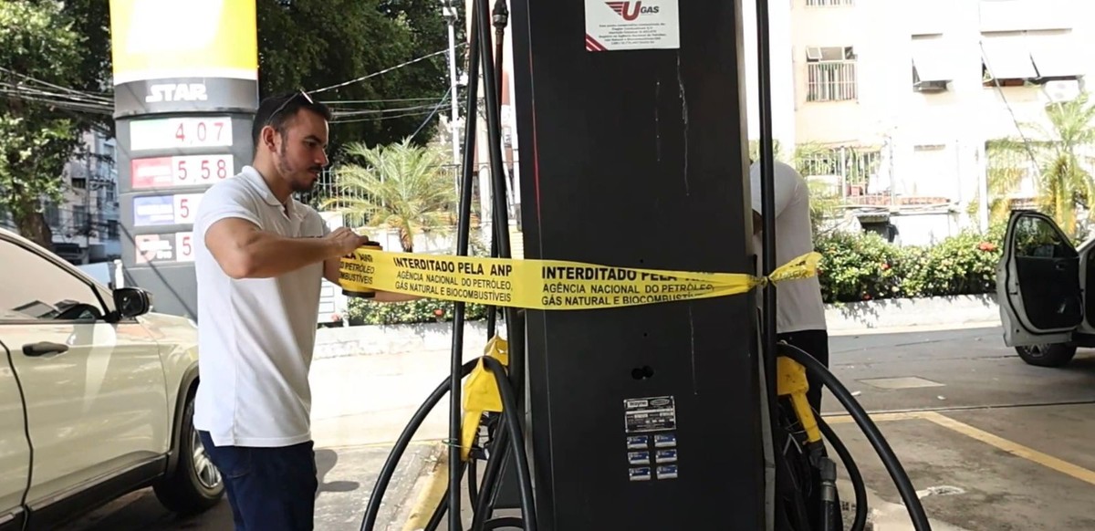 Posto na Rua São Francisco Xavier, na Tijuca, permanece fechado desde terça-feira (23) após operação da Seas e da ANP — Foto: Divulgação/Seas