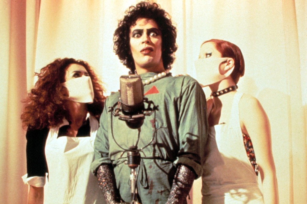 Tim Curry está programado para aparecer na exibição do 50º aniversário de 'The Rocky Horror Picture Show'. (Foto: Reprodução)