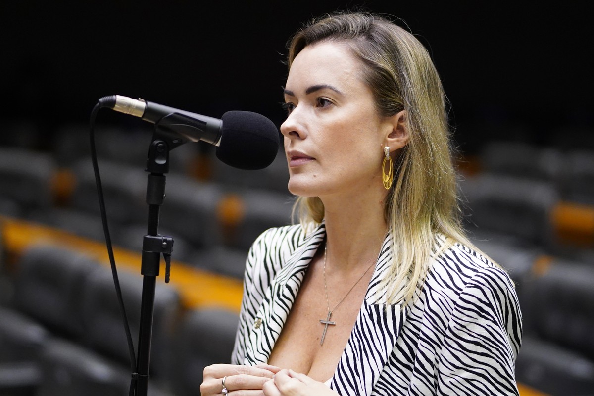 Deputada alerta sobre imigração em SC e risco ao conservadorismo local Deputada federal Julia Zanatta (PL-SC) (Foto: Pablo Valadares/Câmara dos Deputados)
