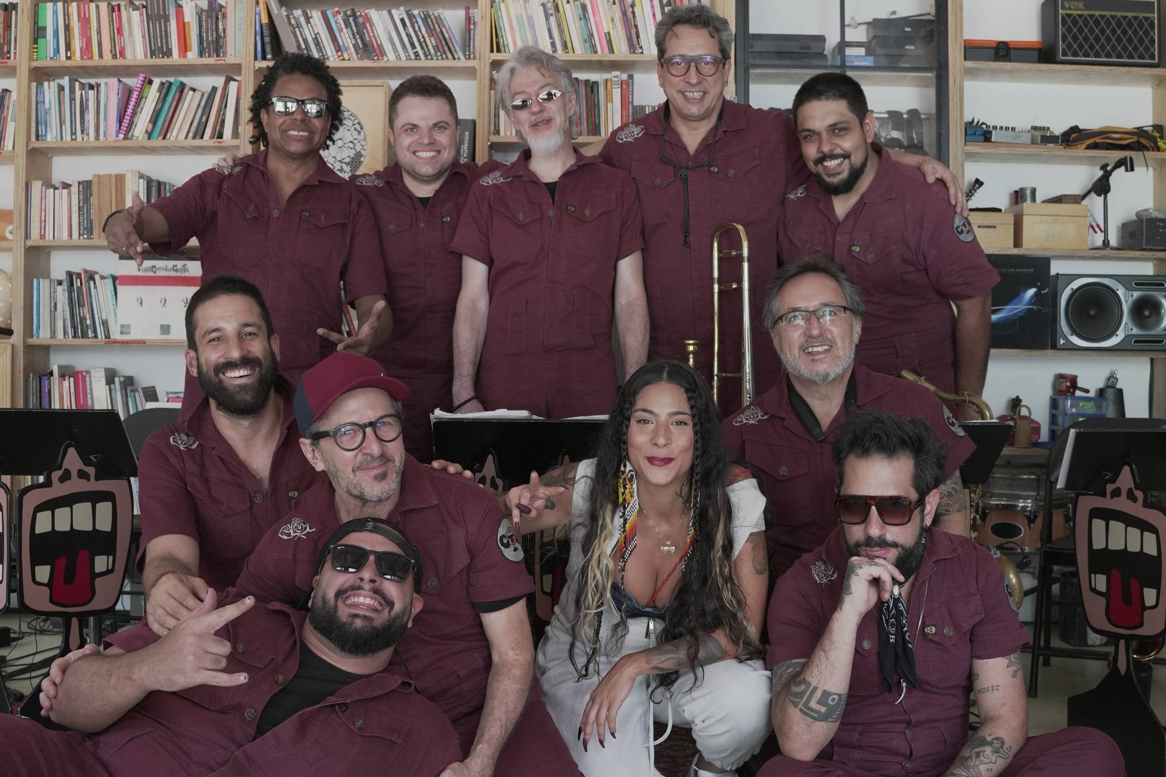 Grupo Funk Como Le Gusta lança novo single com Souto MC após sete anos de hiato Funk Como Le Gusta lança single inédito após pausa de sete anos. "Mi Casa" contará com participação da rapper Souto MC (Foto: RedCave)