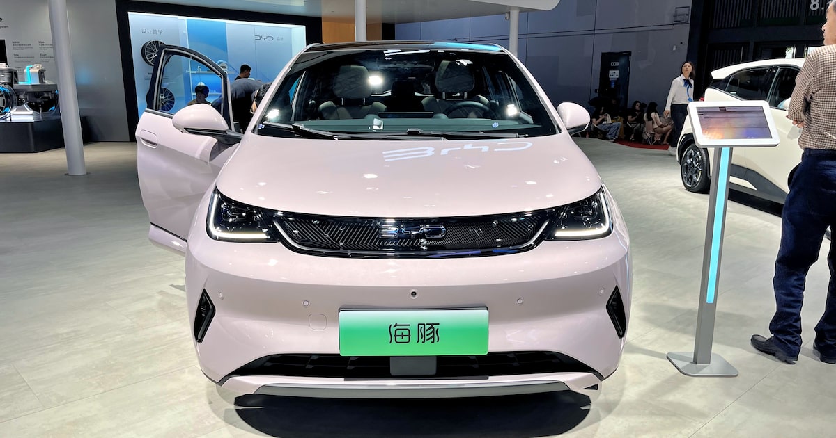 Em 23 de maio, a BYD causou um choque quando reduziu o custo de 22 modelos elétricos e híbridos (Foto: Diogo de Oliveira/Estadão)