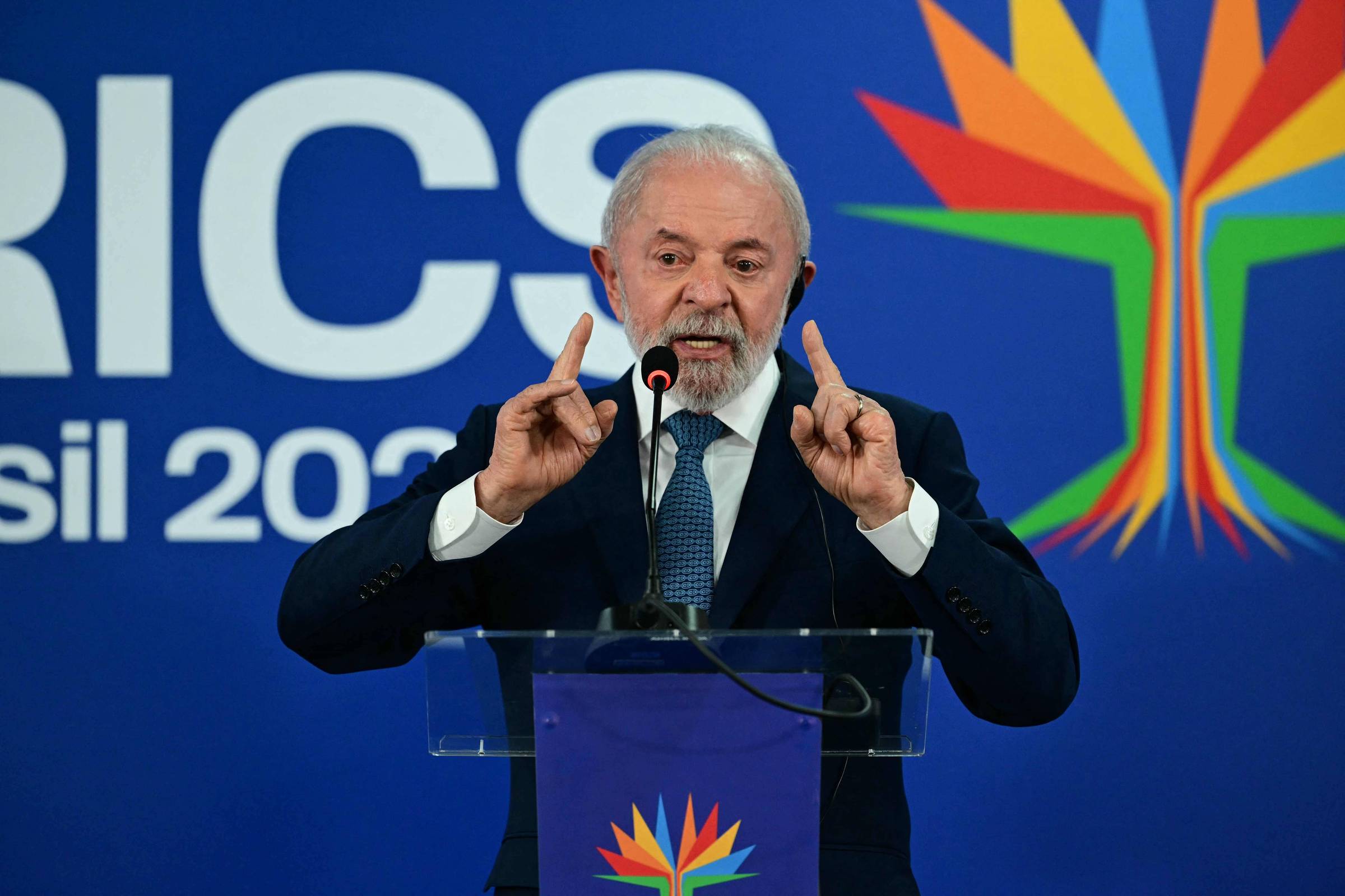 Presidente Luiz Inácio Lula da Silva (PT) discursa durante cúpula do Brics no Rio de Janeiro (Foto: Pablo Porciuncula - 7.jul.2025/AFP)