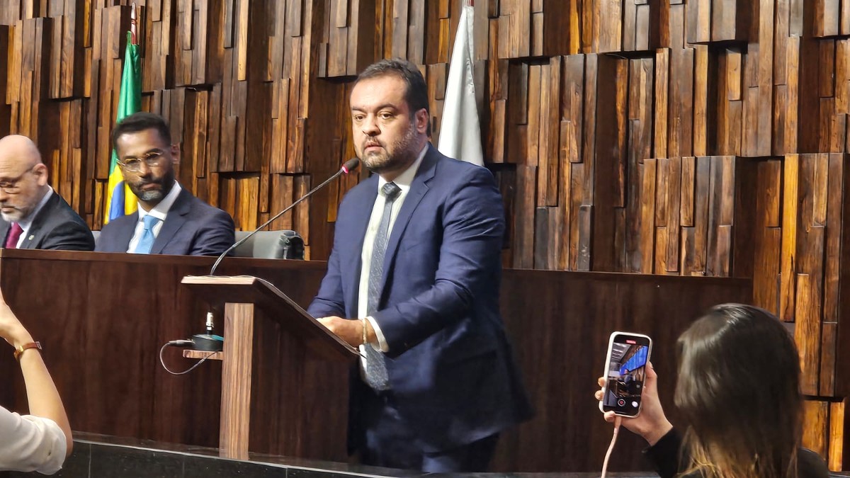 Claudio Castro sanciona lei que torna Jesus Cristo guardião do Estado do Rio de Janeiro (Foto: Agência O Globo / Felipe Grinberg)