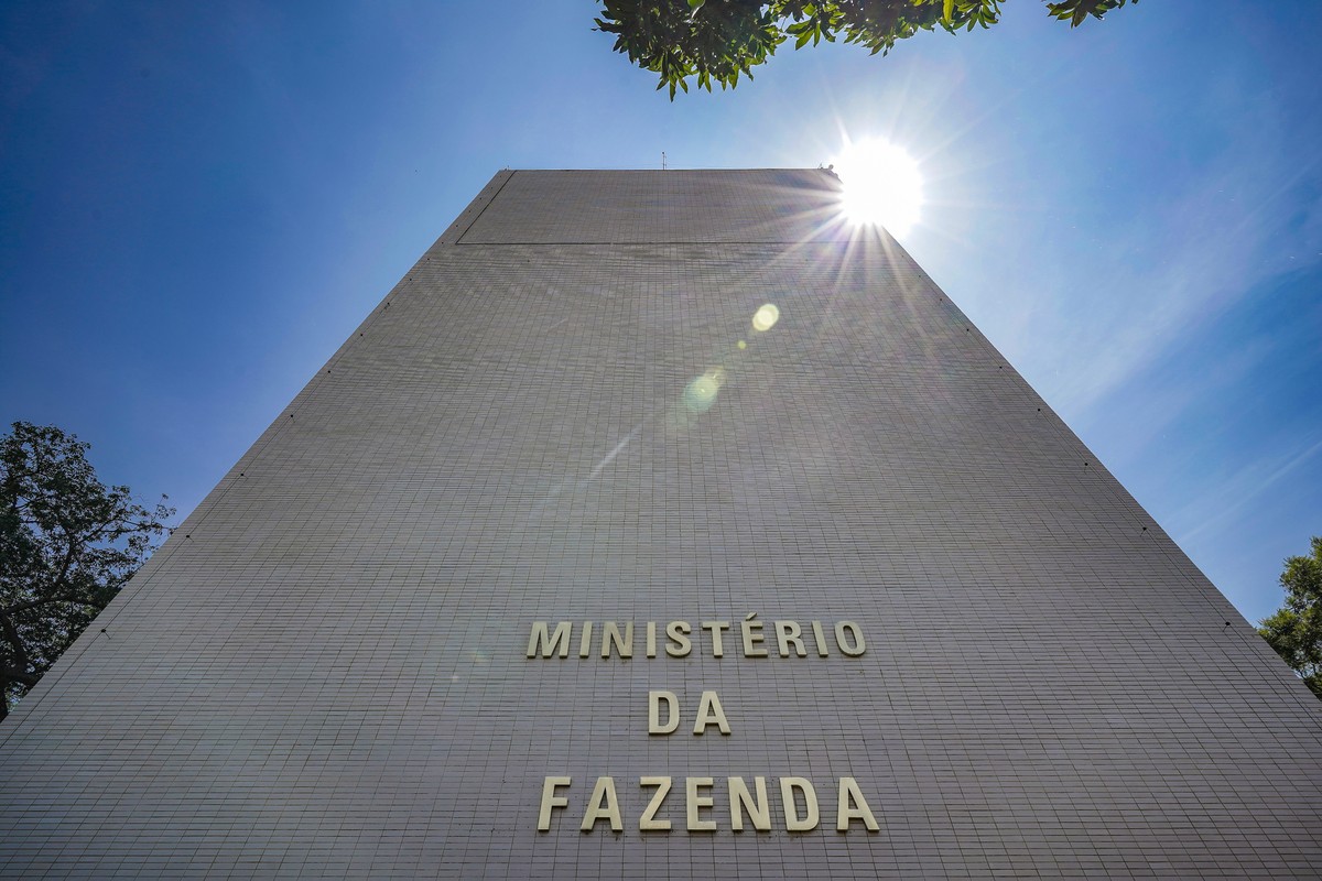 Ministério da Fazenda divulga portaria para reduzir gastos em 2025 Ministério da Fazenda, em Brasília (Foto: Rafa Neddermeyer/Agência Brasil)