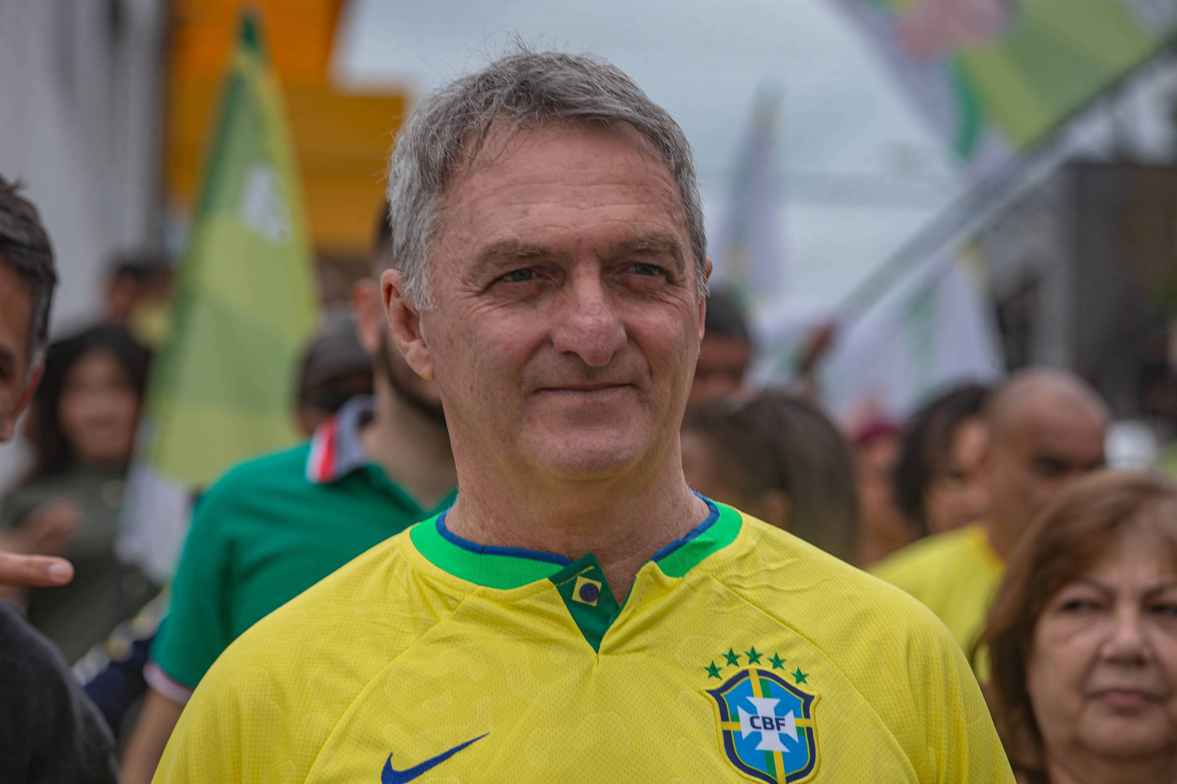 PL deve lançar Renato Bolsonaro como candidato ao Senado por São Paulo Renato Bolsonaro, irmão do ex-presidente Jair Bolsonaro, pode ser lançado pelo PL ao Senado no lugar de Eduardo Bolsonaro (Foto: Reprodução)