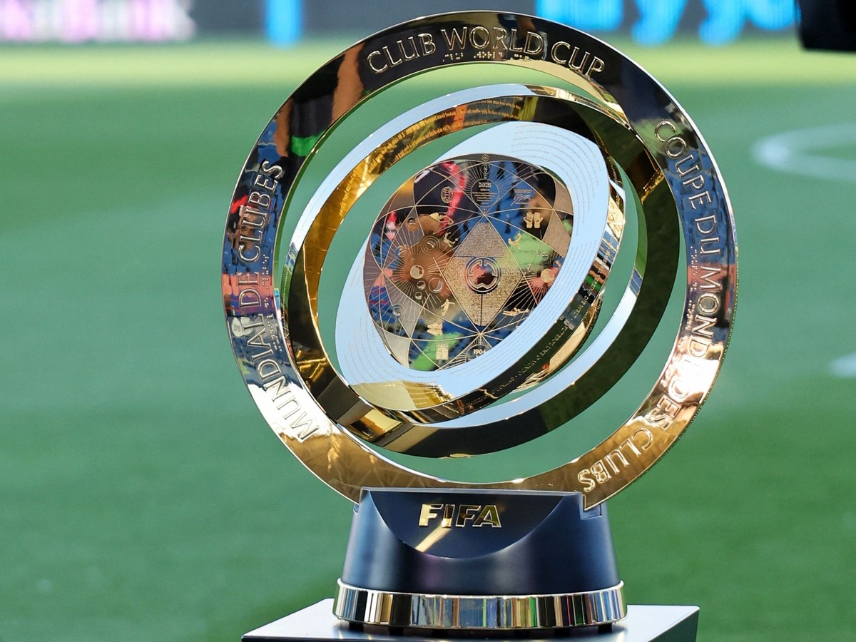 Troféu do Mundial de Clubes da FIFA (Foto: Thomas COEX / AFP)