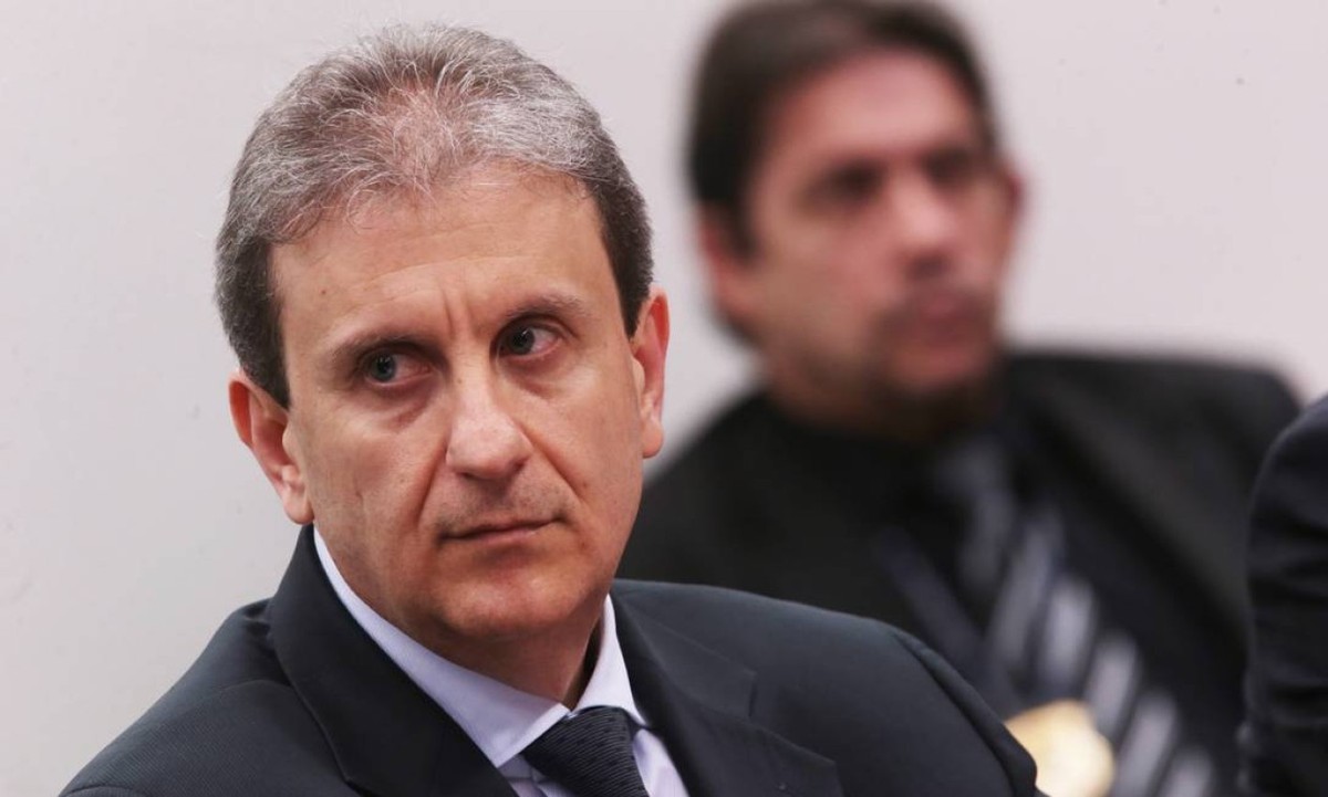 Toffoli anula decisões da Lava-Jato e aponta conluio entre Moro e autoridades O doleiro Alberto Youssef: 'marco zero' das investigações, a partir de um inquérito do ex-delegado da Polícia Federal Gerson Machado, de 2008, sobre lavagem de dinheiro (Foto: Jorge William / Agência O Globo - 27/10/2015)