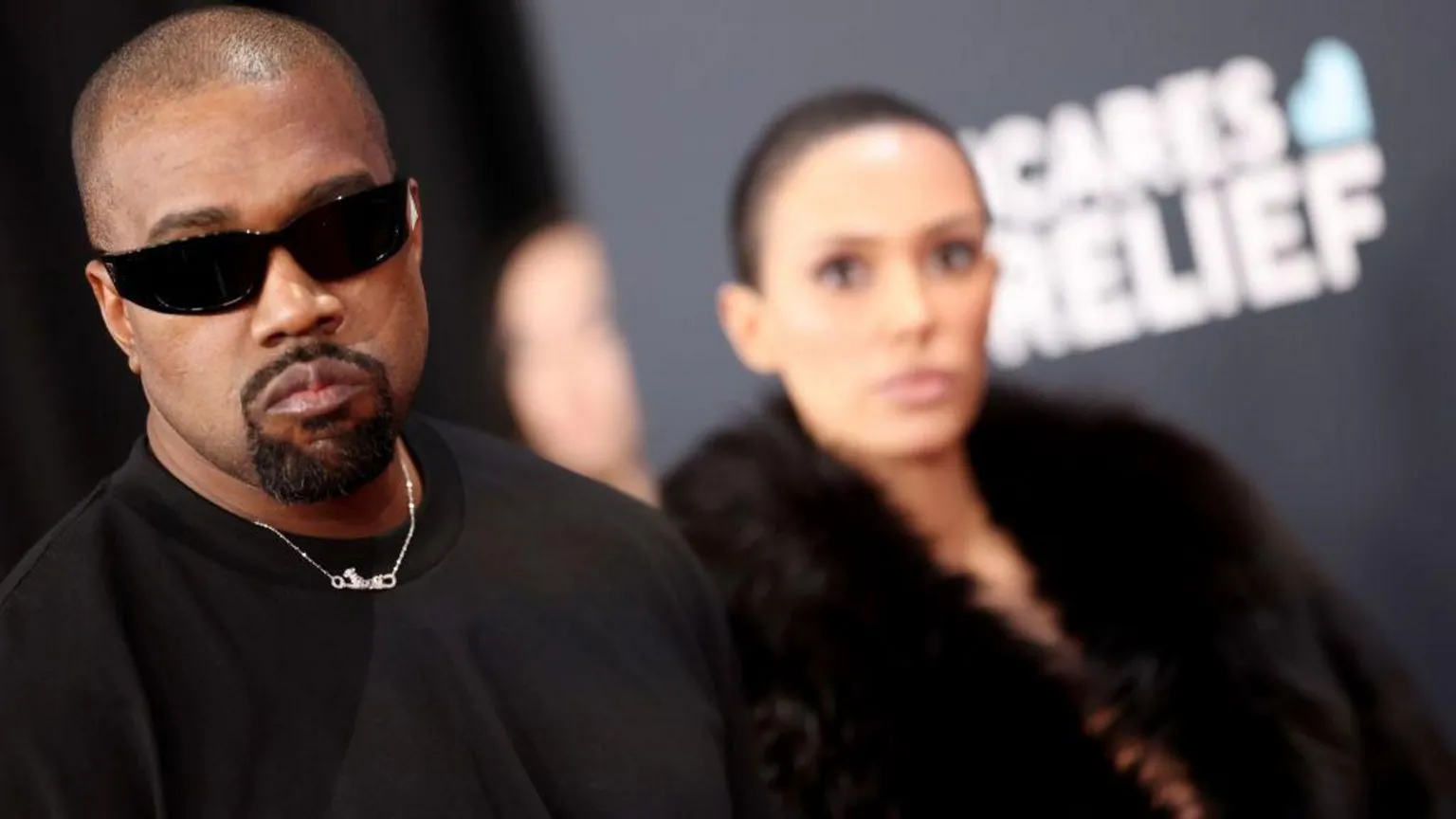 Kanye West é impedido de entrar na Austrália por música com temática nazista West tem gerado controvérsia há muito tempo por suas declarações anti-semitas (Foto: Getty Images)