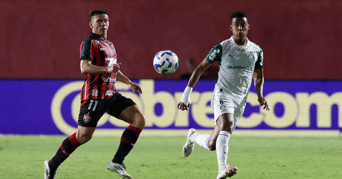 Lateral-esquerda Vanderlan, reserva de Piquerez, foi criticado após desempenho negativo na partida contra o Vitória, pelo Brasileirão. (Foto: Cesar Greco/Palmeiras)