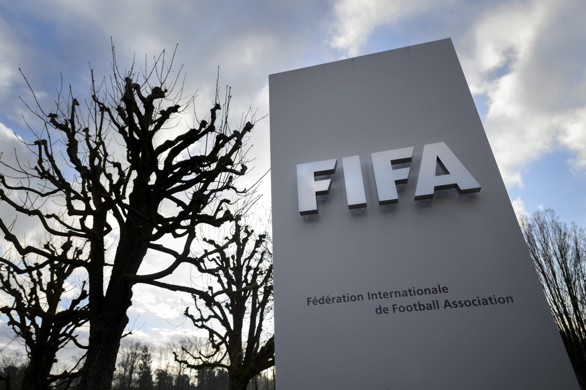 Juiz anula absolvições em caso de corrupção do 'Fifagate' e reabre investigações Juiz americano revoga duas sentenças de absolvição por corrupção no caso 'Fifagate' (Foto: Fabrice Coffrini/AFP)