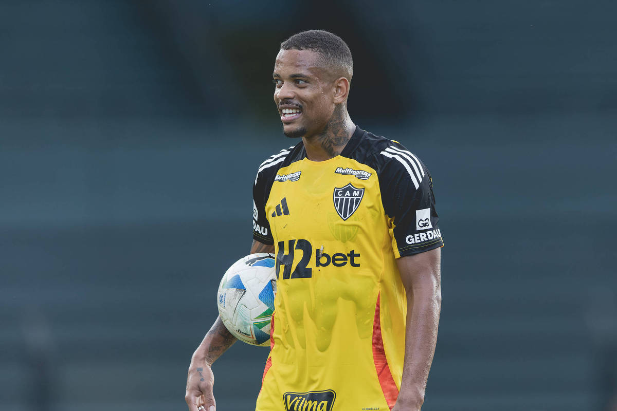 Atlético-MG enfrenta racismo em partida na Colômbia contra Caio Paulista Caio Paulista durante treinamento do Atlético-MG (Foto: Pedro Souza/Atlético-MG)