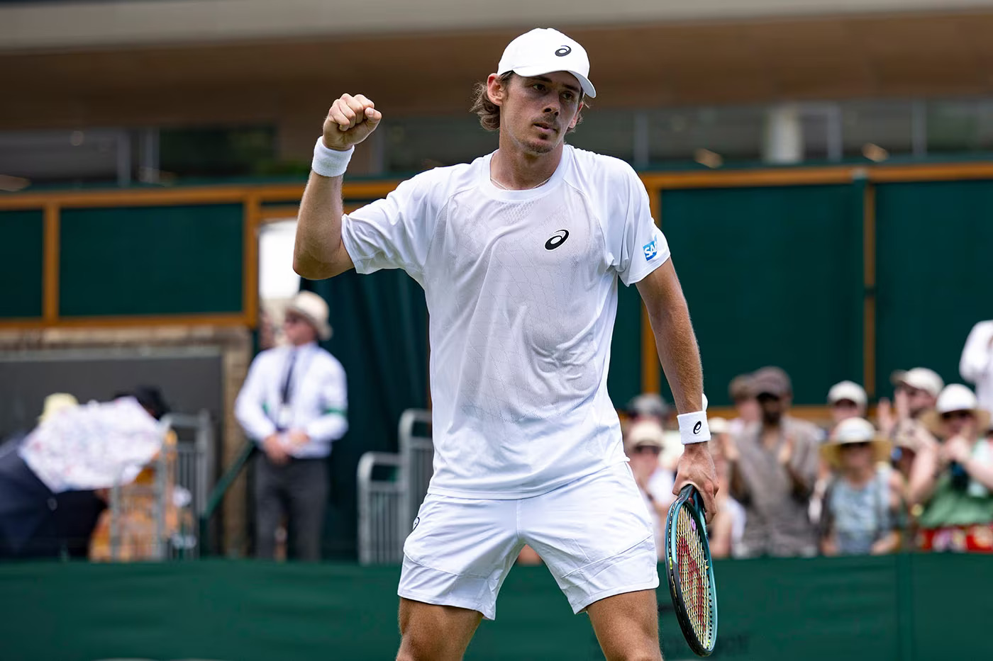 De Minaur, Mensik e Dimitrov garantem vaga na terceira rodada do torneio Foto: Reprodução
