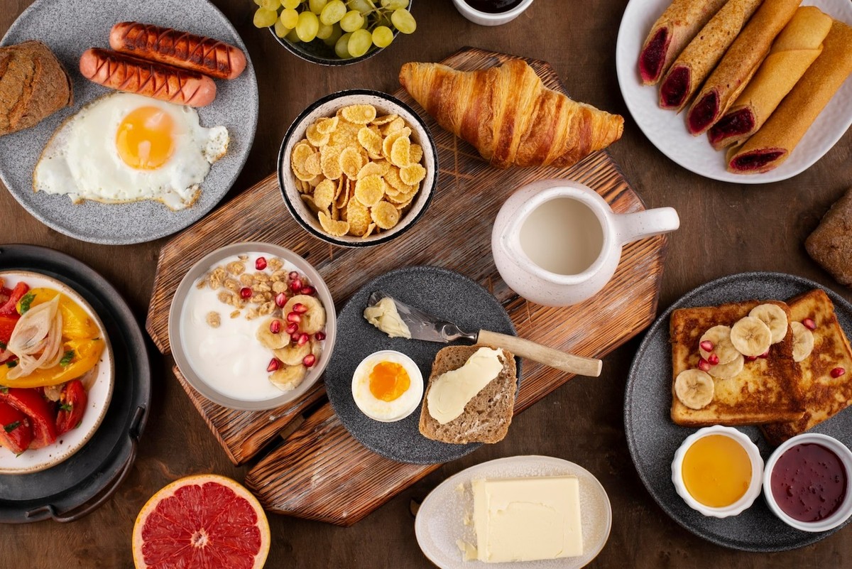 Alimentos que aumentam a testosterona e melhoram a saúde masculina Alimentação balanceada é importante para a saúde (Foto: Freepik)