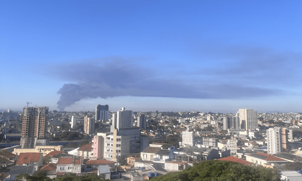 Incêndio em Guarulhos, grande São Paulo (Foto: Benoni Júnior/Arquivo pessoal)