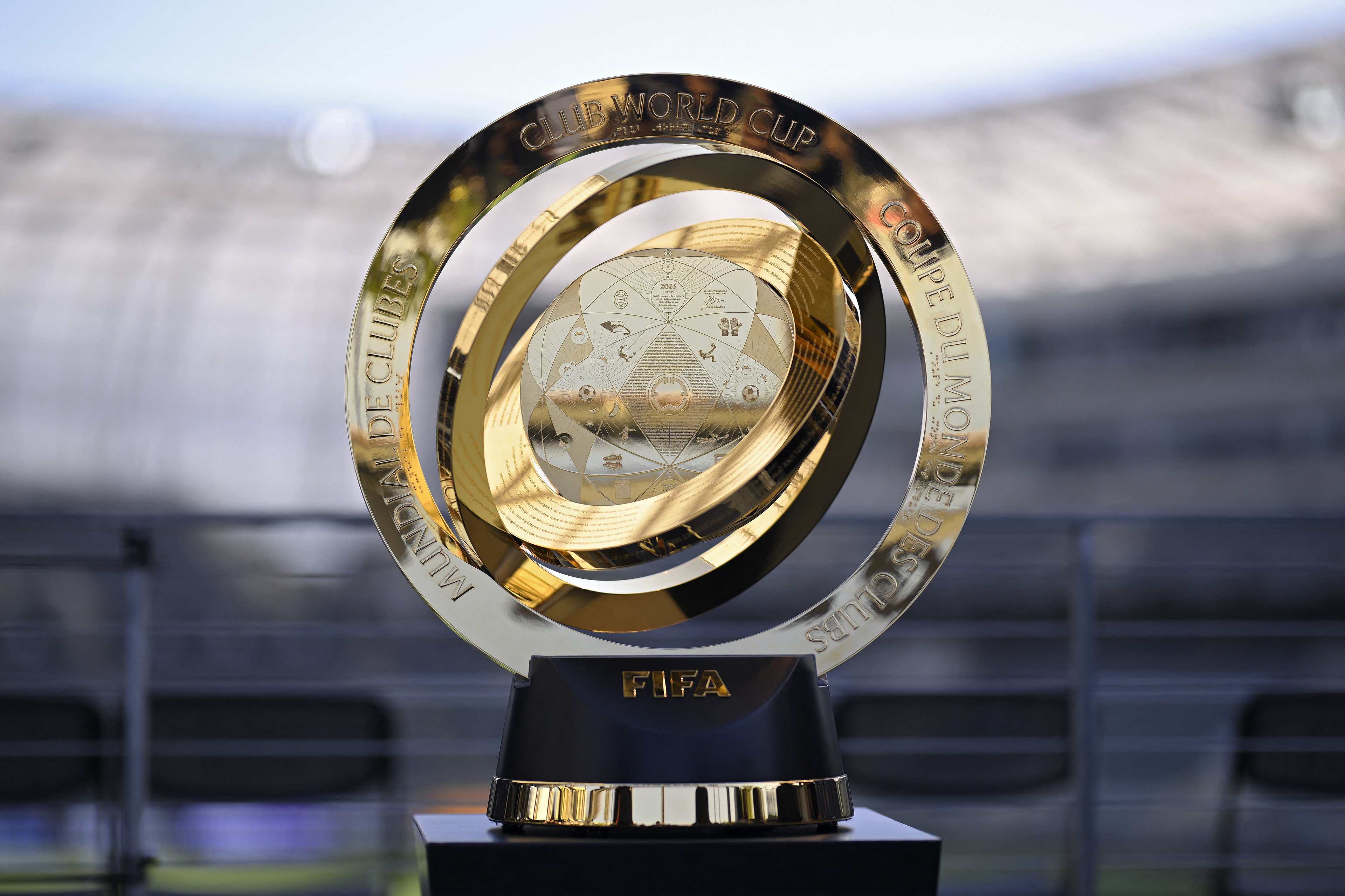 Clubes do Mundial de 2025: descubra quais equipes mais lucraram na competição Santos registra déficit de R$ 37,4 milhões no primeiro trimestre, acima do previsto (Foto: Reprodução)