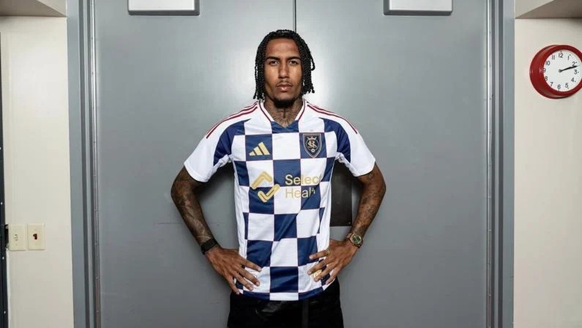 Rwan Cruz, ex-Botafogo, é contratado pelo Real Salt Lake dos Estados Unidos Rwan Cruz é anunciado no Real Salt Lake (Foto: Divulgação / Real Salt Lake)