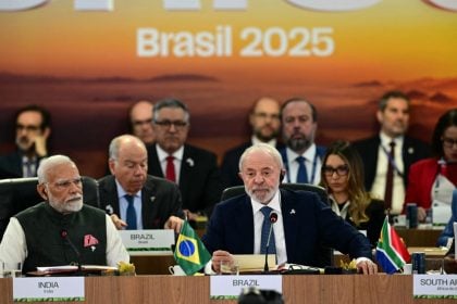 Lula propõe revitalização da OMS e critica postura de Trump na pandemia O presidente Lula em reunião de lideranças do Brics. (Foto: Pablo PORCIUNCULA / AFP)