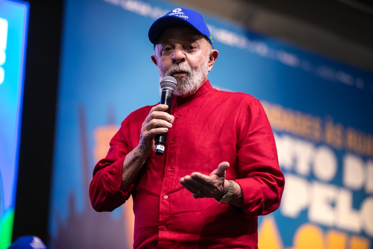 Lula critica carta de Trump e reafirma autonomia do Brasil sobre o Pix Presidente Lula participa da Cerimônia de abertura do 60º CONUNE – Congresso da União Nacional dos Estudantes em Goiânia (Foto: Brenno Carvalho / Agência O Globo)