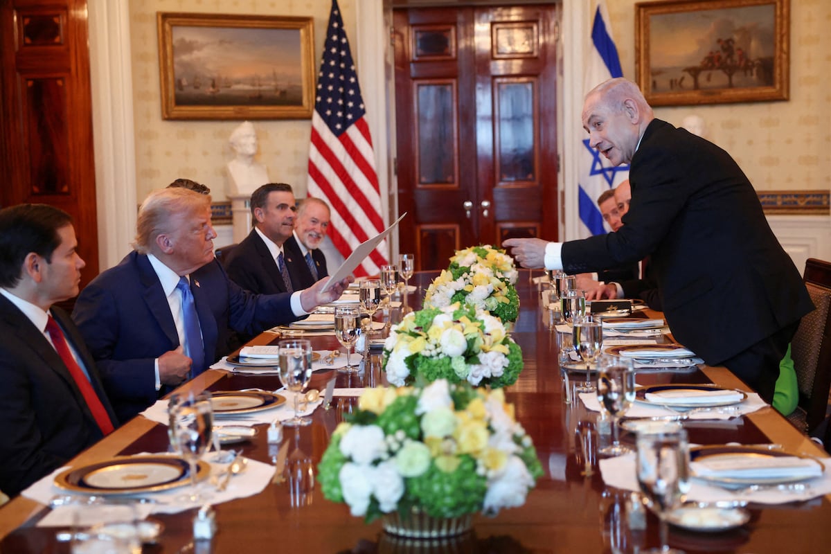 Trump e aliados tentam conquistar o Prêmio Nobel da Paz com manobras estratégicas O primeiro-ministro israelense, Benjamín Netanyahu, na Casa Branca, no dia 7 de julho. (Foto: Kevin Lamarque (REUTERS))